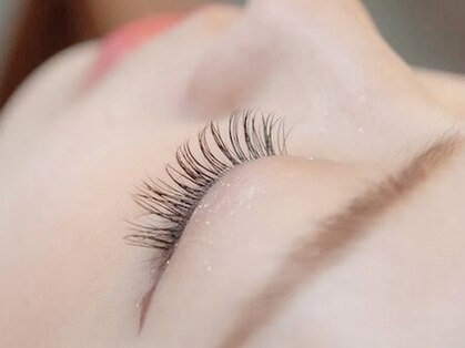 7．Nail Eyelash Salon miri【ミリ】