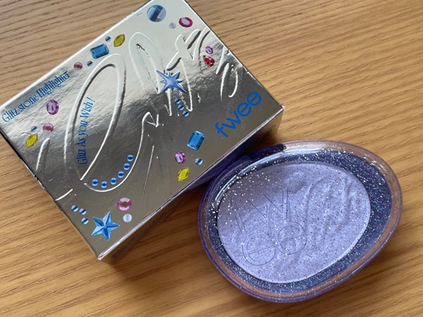 とにかくケースが可愛すぎる…