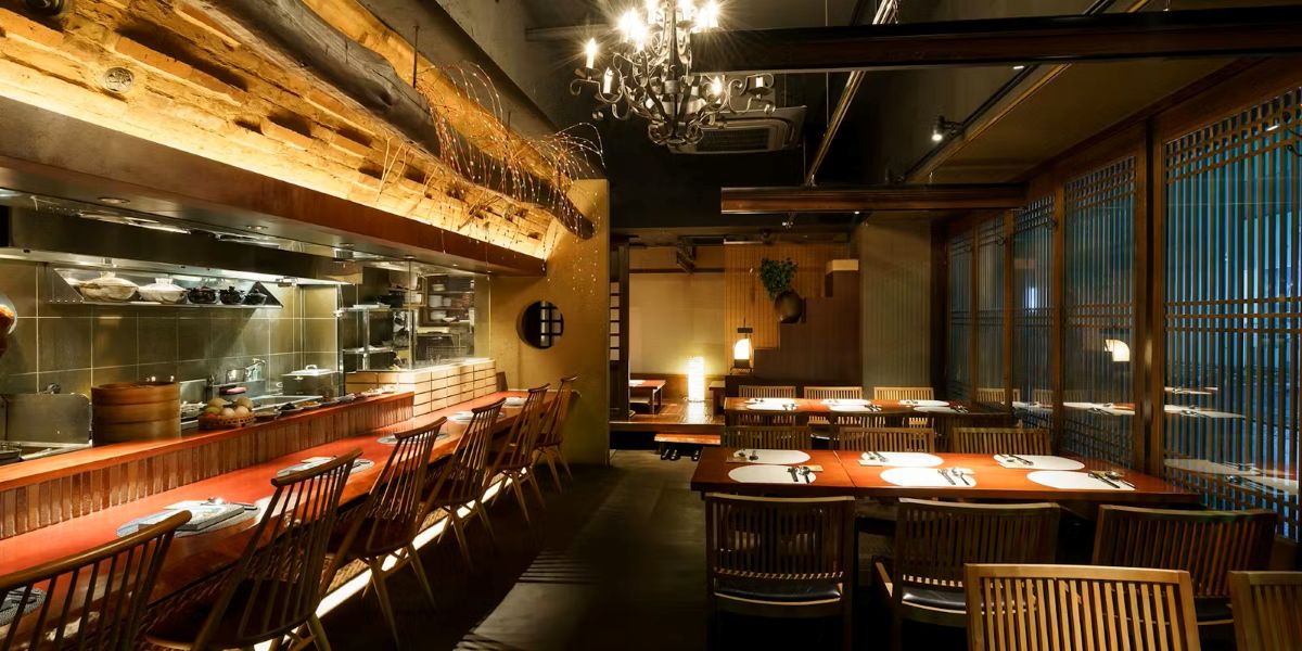 2.中華割烹わらじん