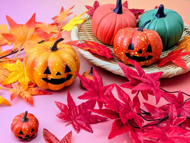 【2025年10月運勢】 恒例の月初企画第6弾！年間80万人の鑑定実績を誇る国内最大級のあの「占いの館」が今月も本気で星座占い