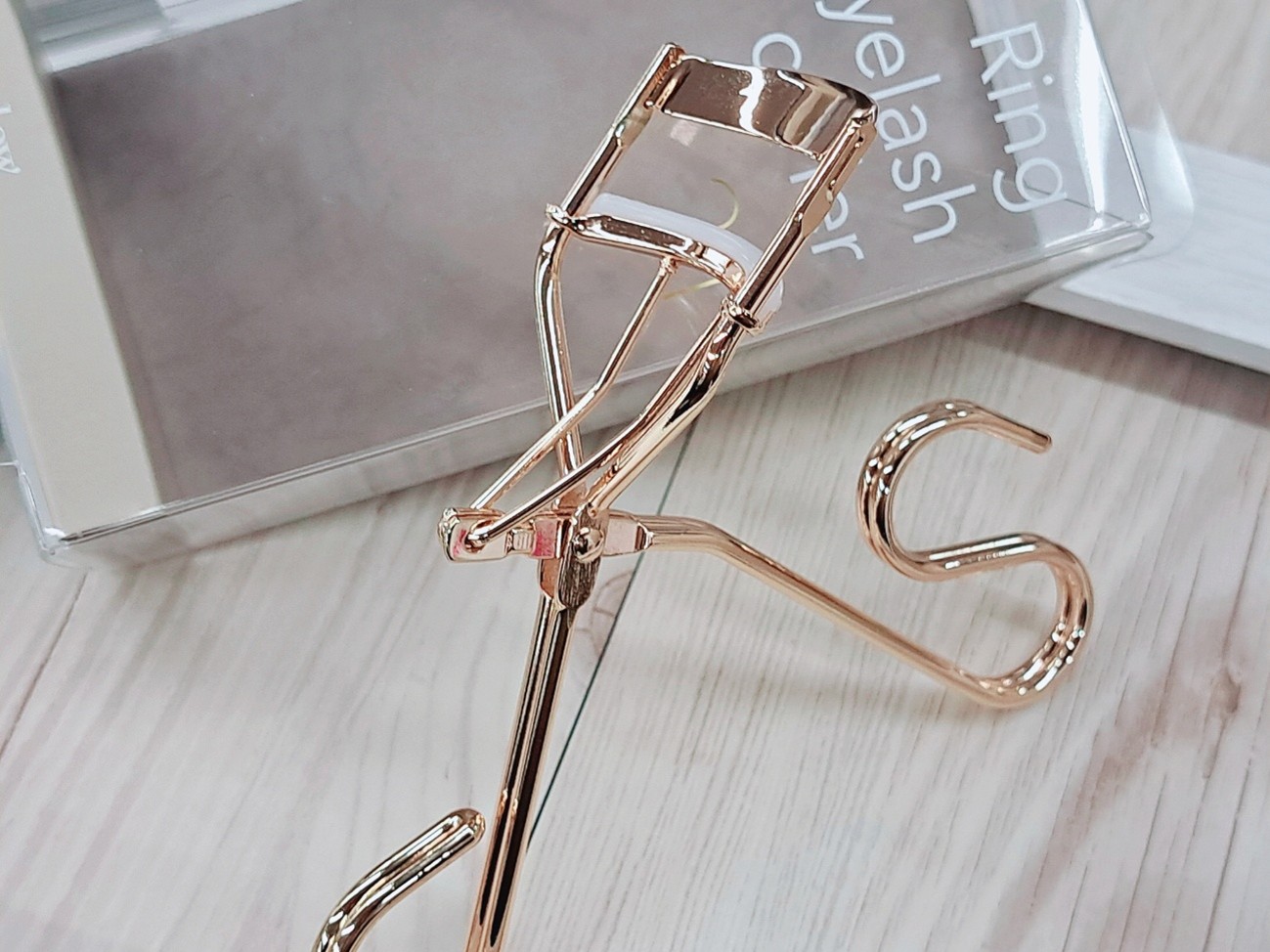 まずはビューラーの選び方から