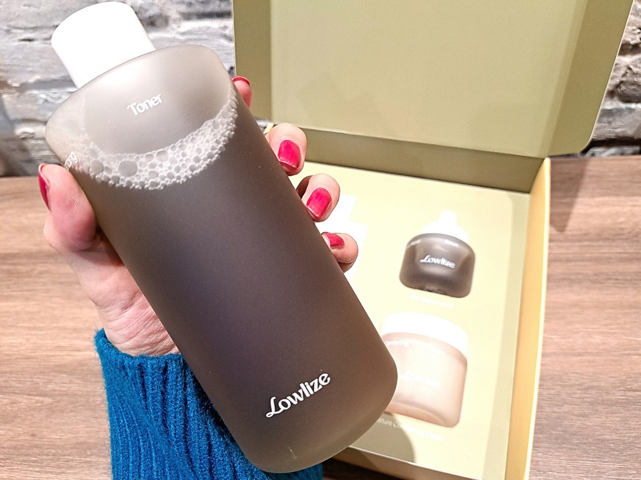 1.化粧水：ファーストバランシングトナー