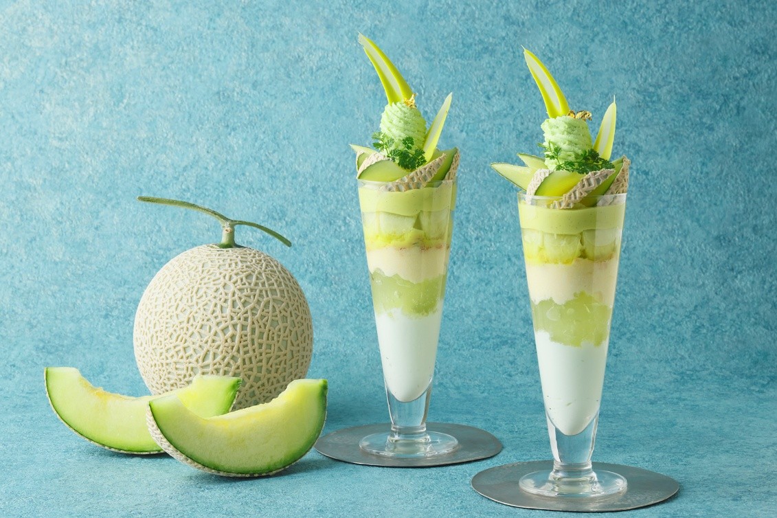 国産メロンの贅沢スイーツ「メロンパフェ」