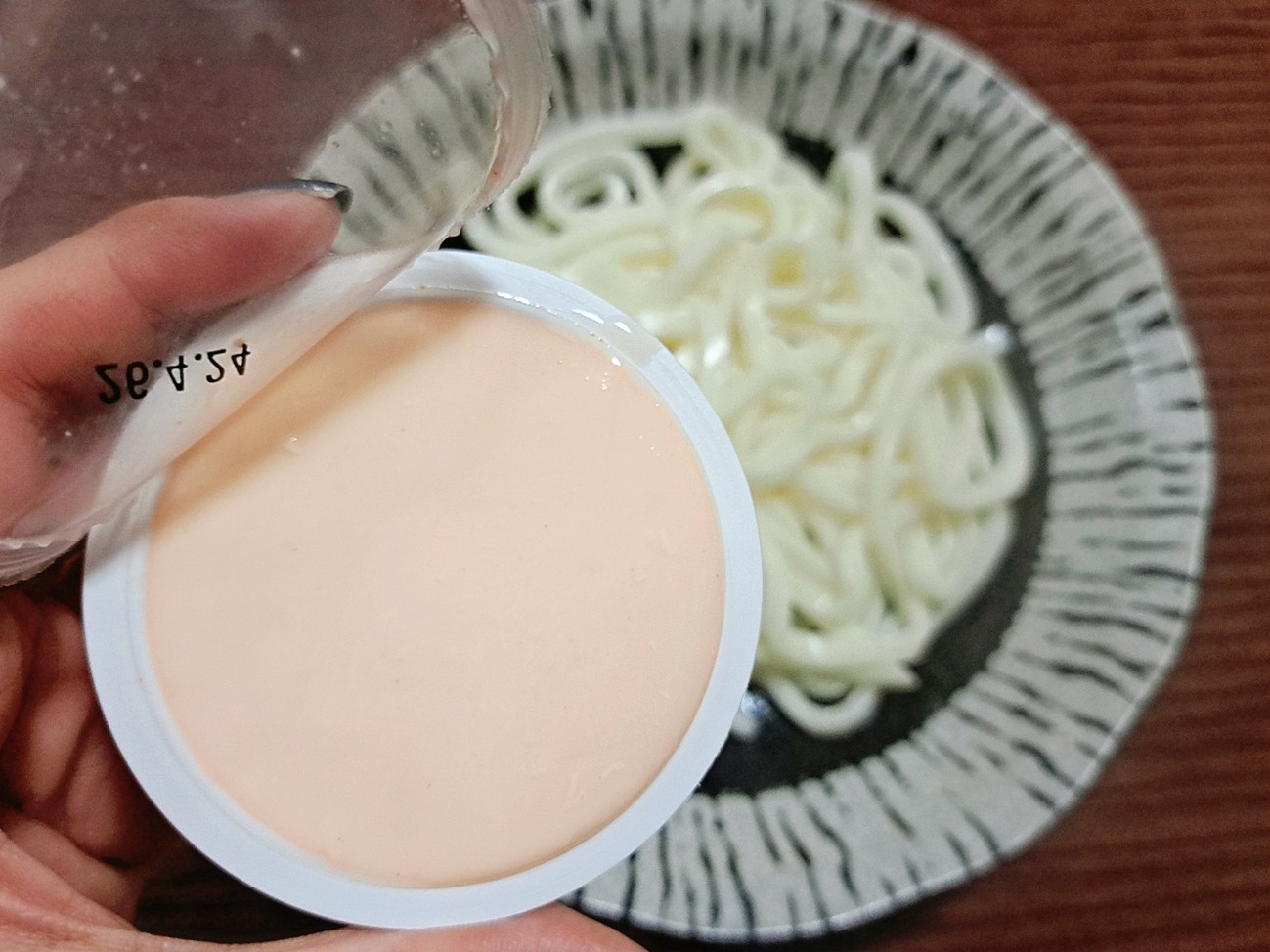 「うどんにまぜる豆腐」を実食！