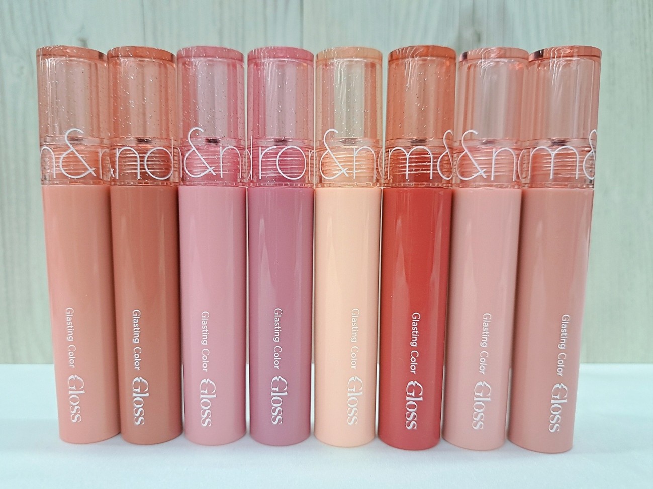 「グラスティングカラーグロス」とは？