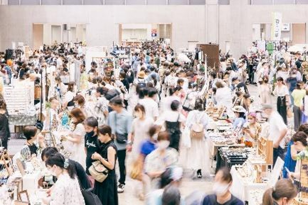 魅力的な販売ブース