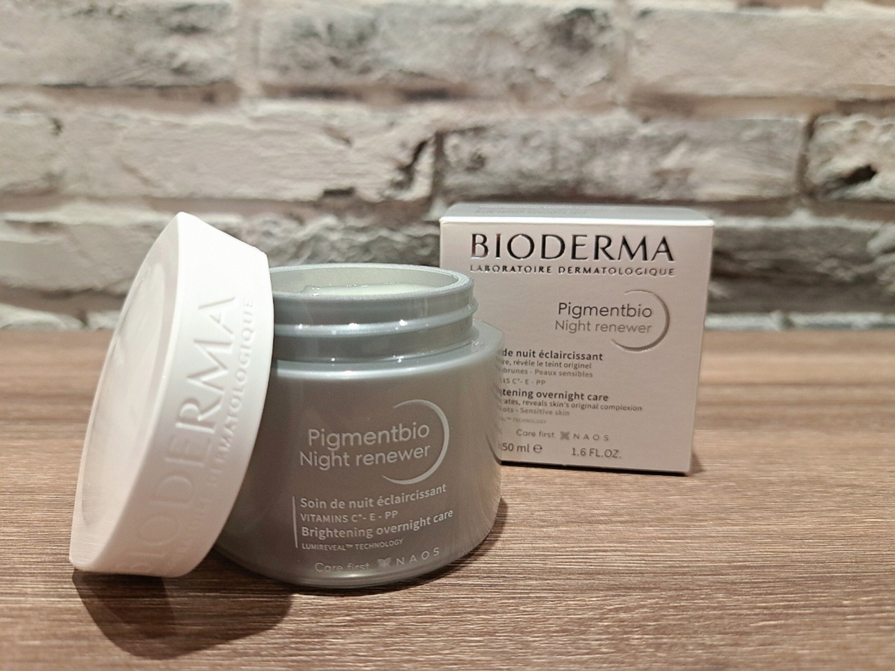 夜用保湿ジェル『ピグメンビオ ナイトリニューアーホワイト』をお試し