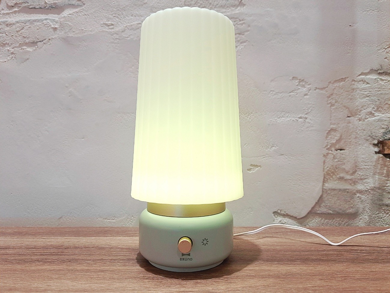 超音波アロマ加湿器LAMP MISTを使ってみた