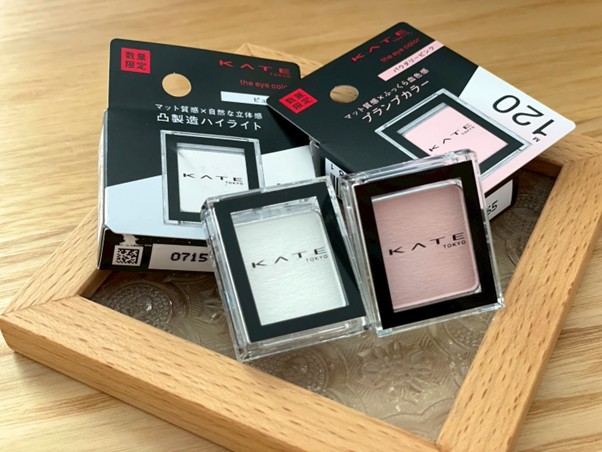 【化粧品レポ】涙袋づくりや毛穴とばしにも？KATE（ケイト）ザ アイカラーの新色を忖度なしでレビュー！