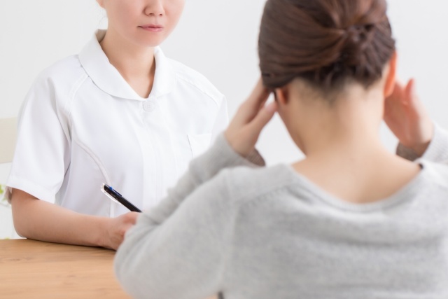 頭痛の原因と受診の判断基準