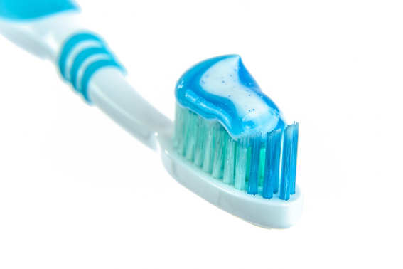 【現役医師監修】ホワイトニング歯磨き粉の正しい選び方とは